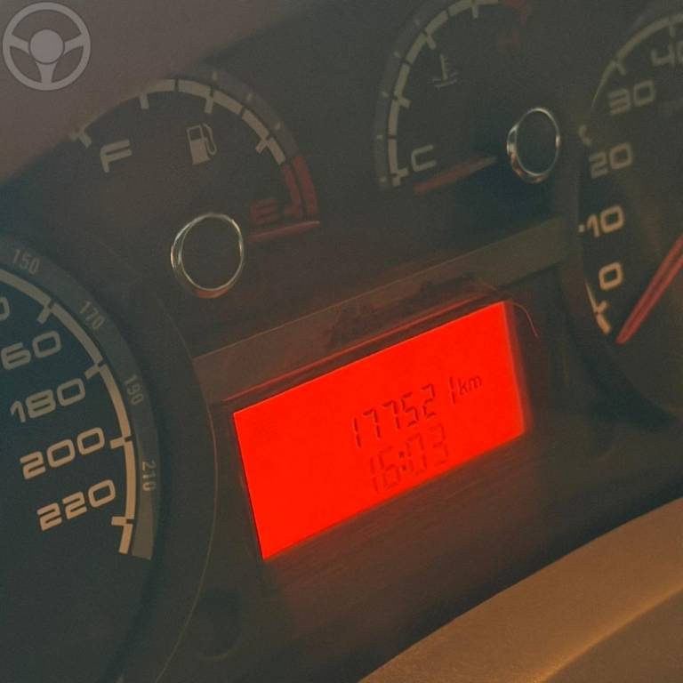 FIAT - DOBLÓ 1.8 MPI ADVENTURE 8V FLEX 4P MANUAL - 2010/2010 - VERDE - R$ 47.900,00