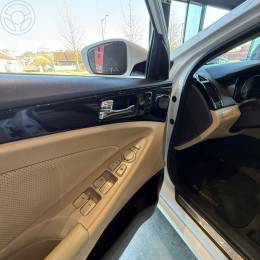 HYUNDAI - SONATA 2.4 MPFI I4 16V 182CV 4P AUTOMÁTICO - 2012/2013 - BRANCA - R$ 79.900,00