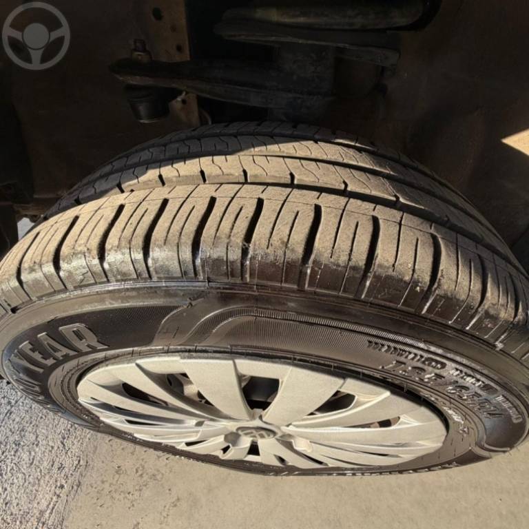 VOLKSWAGEN - GOL 1.6 MI POWER 8V FLEX 4P MANUAL G.IV - 2007/2008 - PRATA - R$ 31.900,00