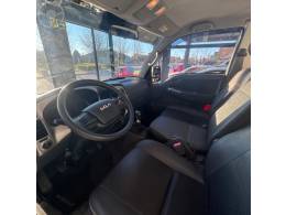KIA MOTORS - BONGO 2.5 K-2500 4X2 CS TURBO DIESEL 2P MANUAL - 2023/2024 - BRANCA - R$ 161.900,00
