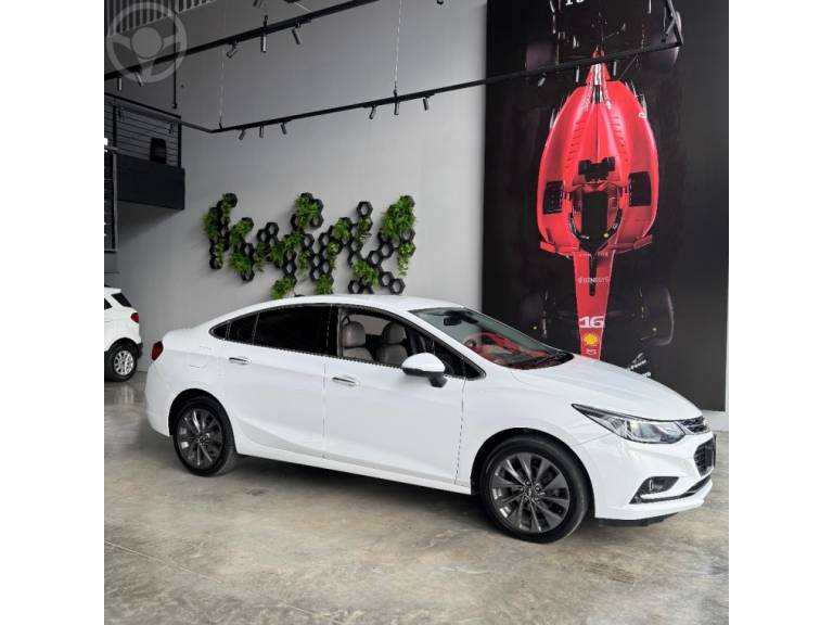 CHEVROLET - CRUZE 1.4 TURBO LTZ 16V FLEX 4P AUTOMÁTICO - 2017/2018 - BRANCA - R$ 89.900,00