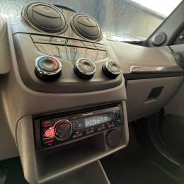 CHEVROLET - AGILE 1.4 MPFI LT 8V FLEX 4P MANUAL - 2012/2013 - BRANCA - R$ 36.900,00