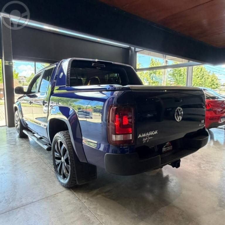VOLKSWAGEN - AMAROK 3.0 V6 EXTREME CD DIESEL 4X4 AT 4P AUTOMÁTICO - 2023/2024 - AZUL - R$ 268.900,00