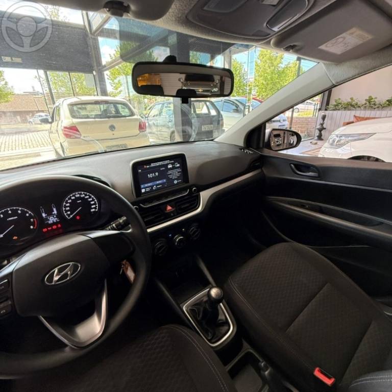 HYUNDAI - HB20 1.0 VISION 12V FLEX 4P MANUAL - 2021/2021 - PRATA - R$ 63.900,00