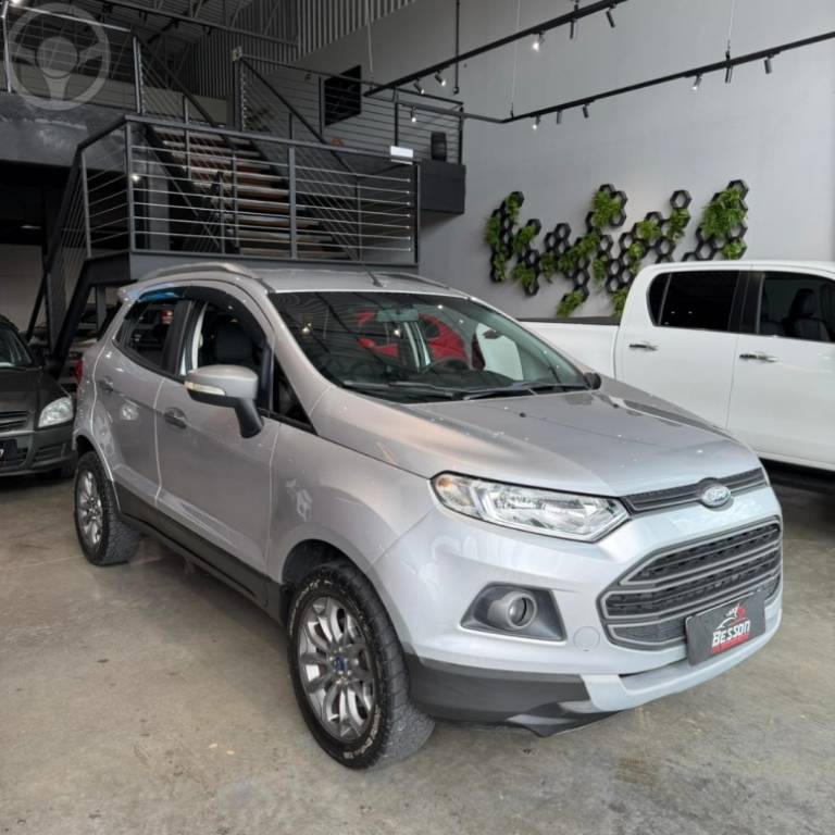 FORD - ECOSPORT 1.6 FREESTYLE 16V FLEX 4P AUTOMÁTICO - 2015/2016 - PRATA - R$ 61.900,00