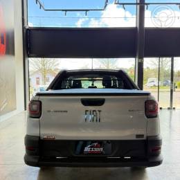 FIAT - STRADA 1.0 RANCH CD 12V TURBO FLEX 4P AUTOMÁTICO - 2023/2024 - PRATA - R$ 133.900,00