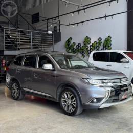 MITSUBISHI - OUTLANDER 2.0 16V 4P AUTOMÁTICO - 2015/2016 - CINZA - R$ 91.900,00