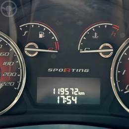 FIAT - PALIO 1.6 MPI SPORTING 16V FLEX 4P MANUAL - 2014/2015 - BRANCA - R$ 47.900,00