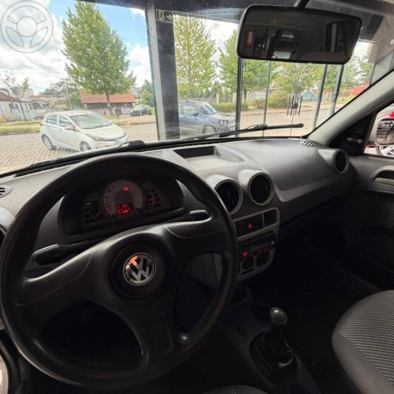 VOLKSWAGEN - GOL 1.0 MI 8V FLEX 4P MANUAL G.IV - 2010/2011 - BRANCA - R$ 26.900,00