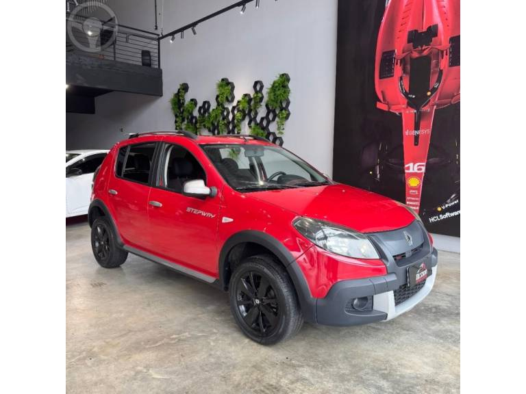 RENAULT - SANDERO 1.6 STEPWAY 16V FLEX 4P MANUAL - 2011/2012 - VERMELHA - R$ 41.900,00