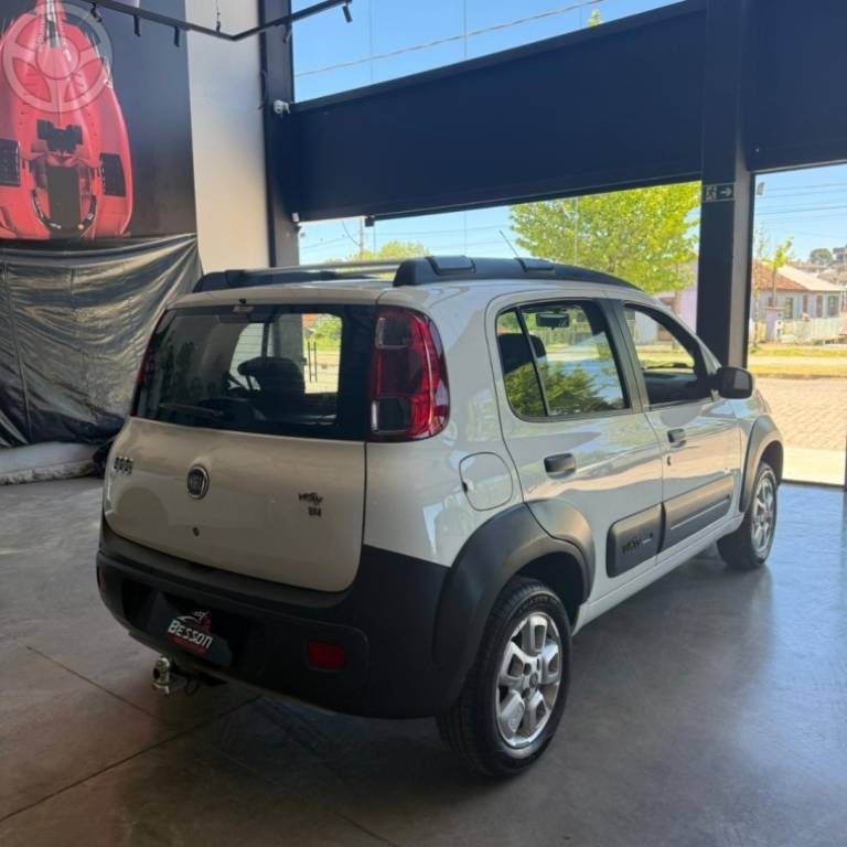 FIAT - UNO 1.4 WAY 8V FLEX 4P MANUAL - 2013/2013 - BRANCA - R$ 38.900,00