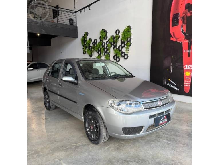 FIAT - PALIO 1.0 MPI FIRE ECONOMY 8V FLEX 4P MANUAL - 2009/2010 - PRATA - R$ 31.900,00