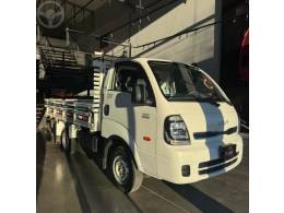 KIA MOTORS - BONGO 2.5 K-2500 4X2 CS TURBO DIESEL 2P MANUAL - 2023/2024 - BRANCA - R$ 161.900,00