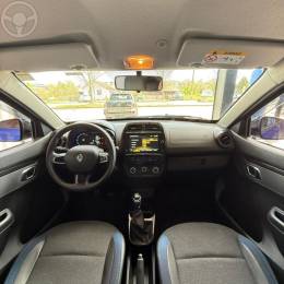 RENAULT - KWID 1.0 12V SCE FLEX INTENSE MANUAL - 2023/2024 - AZUL - R$ 61.900,00