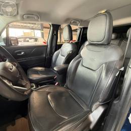 JEEP - RENEGADE 1.3 T270 16V TURBO FLEX 4P AUTOMÁTICO - 2022/2023 - AZUL - R$ 120.900,00