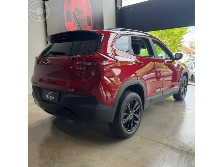 CHEVROLET - TRACKER 1.2 12V RS TURBO FLEX 4P AUTOMÁTICO - 2023/2024 - VERMELHA - R$ 136.900,00