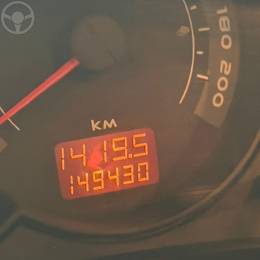 CHEVROLET - CELTA 1.0 MPFI VHCE SPIRIT 8V FLEX 4P MANUAL - 2010/2011 - VERDE - R$ 31.500,00