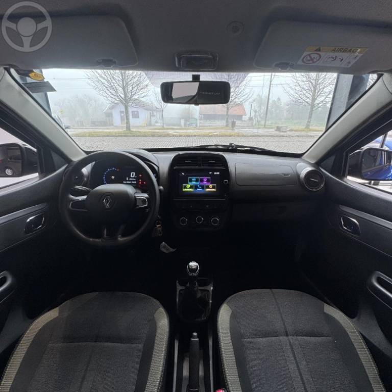 RENAULT - KWID 1.0 12V OUTSIDER FLEX 4P MANUAL - 2022/2023 - AZUL - R$ 67.900,00
