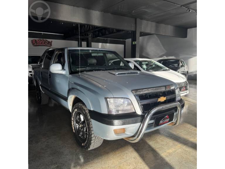 CHEVROLET - S10 2.8 COLINA 4X4 CD 12V TURBO ELECTRONIC INTERCOOLER DIESEL 4P MANUAL - 2006/2007 - PRATA - R$ 68.900,00