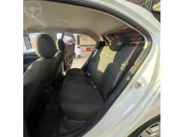 CHEVROLET - ONIX 1.0 MPFI JOY 8V FLEX 4P MANUAL - 2018/2018 - BRANCA - R$ 52.900,00