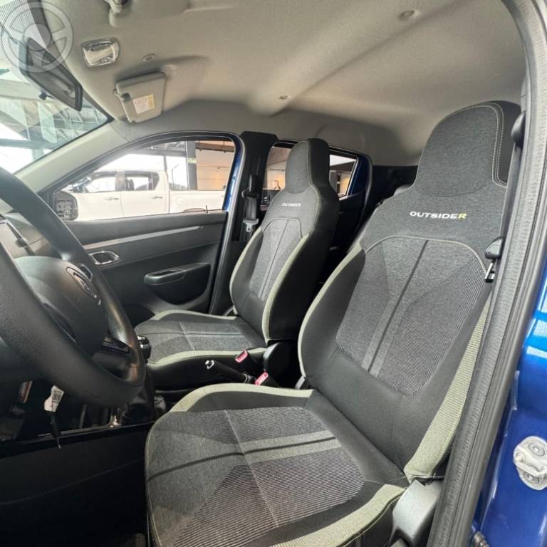 RENAULT - KWID 1.0 12V OUTSIDER FLEX 4P MANUAL - 2022/2023 - AZUL - R$ 67.900,00