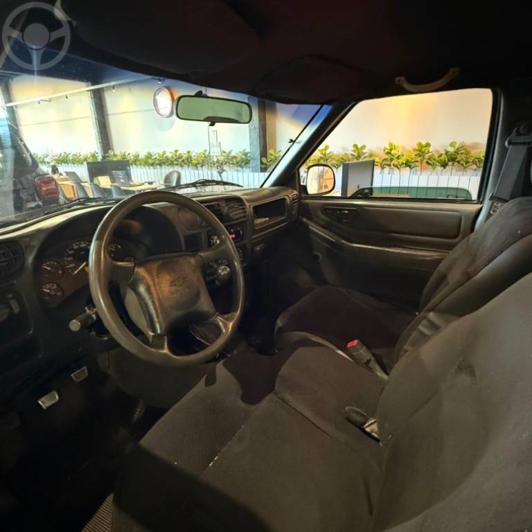 CHEVROLET - S10 2.8 4X2 CS 12V TURBO INTERCOOLER DIESEL 2P MANUAL - 2001/2001 - VERDE - R$ 56.900,00