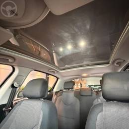 PEUGEOT - 308 2.0 ALLURE 16V FLEX 4P AUTOMÁTICO - 2012/2013 - PRETA - R$ 34.500,00