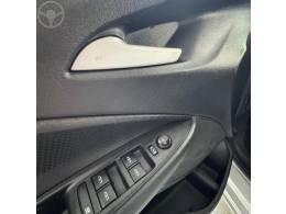 CHEVROLET - ONIX 1.0 LTZ 12V TURBO FLEX 4P MANUAL - 2020/2020 - PRATA - R$ 67.900,00