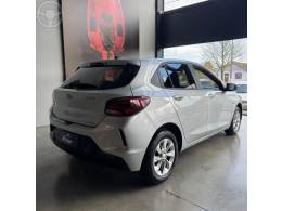 CHEVROLET - ONIX 1.0 LTZ 12V TURBO FLEX 4P MANUAL - 2020/2020 - PRATA - R$ 67.900,00