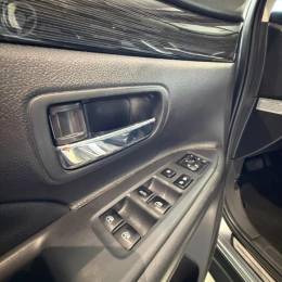 MITSUBISHI - OUTLANDER 2.0 16V 4P AUTOMÁTICO - 2015/2016 - CINZA - R$ 91.900,00