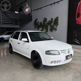 VOLKSWAGEN - GOL 1.0 MI 8V FLEX 4P MANUAL G.IV - 2010/2011 - BRANCA - R$ 26.900,00