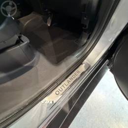 MITSUBISHI - OUTLANDER 2.0 16V 4P AUTOMÁTICO - 2015/2016 - CINZA - R$ 91.900,00