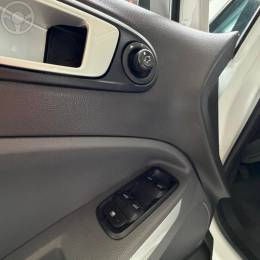 FORD - ECOSPORT 1.6 FREESTYLE 16V FLEX 4P MANUAL - 2013/2014 - BRANCA - R$ 57.900,00