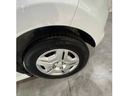 CHEVROLET - ONIX 1.0 MPFI JOY 8V FLEX 4P MANUAL - 2018/2018 - BRANCA - R$ 52.900,00
