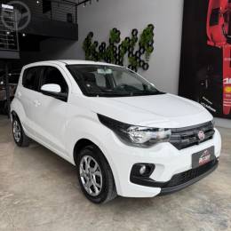 FIAT - MOBI 1.0 8V EVO FLEX LIKE. MANUAL - 2019/2020 - BRANCA - R$ 51.900,00