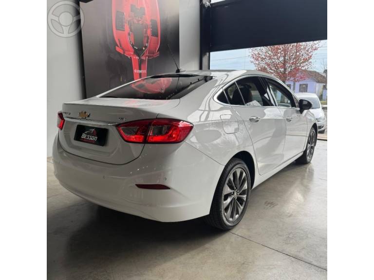 CHEVROLET - CRUZE 1.4 TURBO LTZ 16V FLEX 4P AUTOMÁTICO - 2017/2018 - BRANCA - R$ 89.900,00