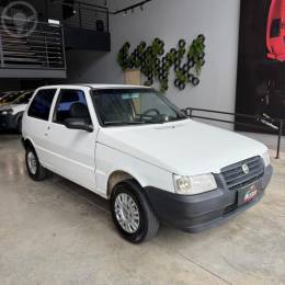 FIAT - UNO 1.0 MPI LE FIRE 8V FLEX 2P MANUAL - 2005/2006 - BRANCA - R$ 16.900,00