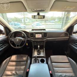 VOLKSWAGEN - AMAROK 3.0 V6 TDI HIGHLINE CD DIESEL 4MOTION AUTOMÁTICO - 2018/2019 - BRANCA - R$ 160.900,00