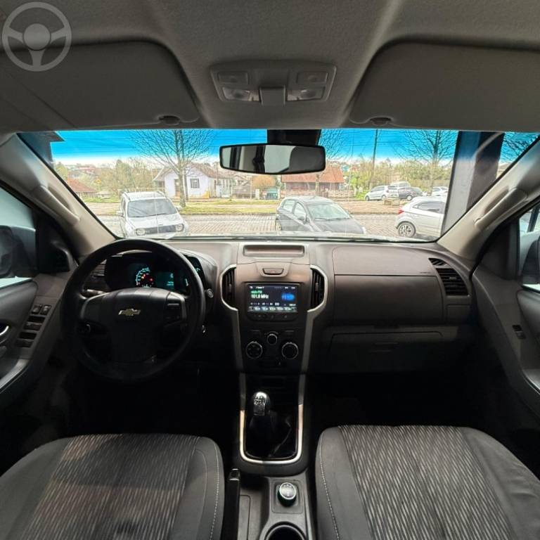 CHEVROLET - S10 2.5 LT 4X4 CD 16V FLEX 4P MANUAL - 2015/2015 - BRANCA - R$ 95.900,00