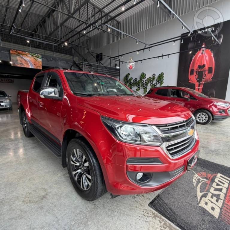 CHEVROLET - S10 2.5 LTZ 4X4 CD 16V FLEX 4P MANUAL - 2016/2017 - VERMELHA - R$ 135.900,00
