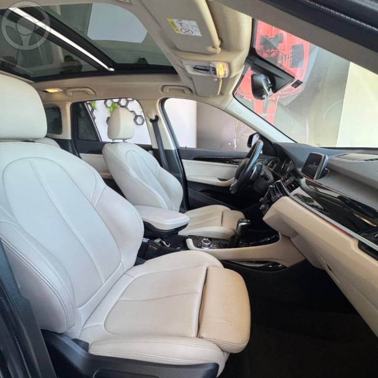 BMW - X1 2.0 16V TURBO ACTIVEFLEX SDRIVE20I X-LINE 4P AUTOMÁTICO - 2019/2019 - PRETA - R$ 149.900,00