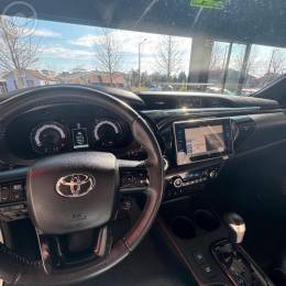 TOYOTA - HILUX 2.8 SRX 4X4 CD 16V DIESEL 4P AUTOMÁTICO - 2018/2019 - BRANCA - R$ 215.000,00