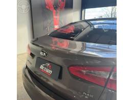 KIA MOTORS - CERATO 1.6 SX 16V FLEX 4P AUTOMÁTICO - 2015/2015 - MARROM - R$ 67.900,00