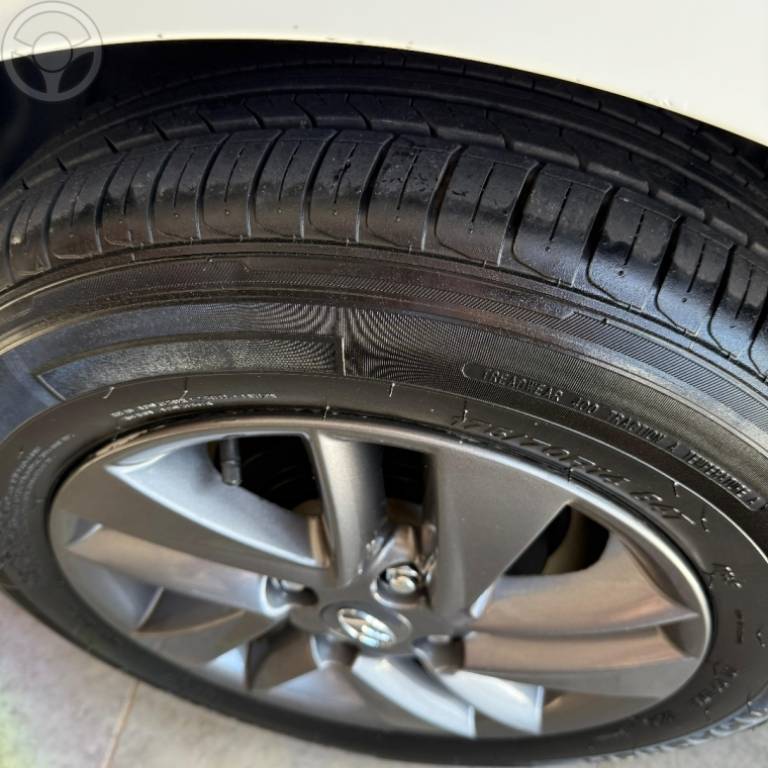 HYUNDAI - HB20S 1.6 COMFORT PLUS 16V FLEX 4P MANUAL - 2014/2014 - BRANCA - R$ 55.900,00
